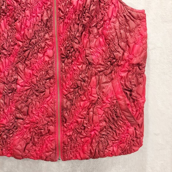 Christopher & Banks Womens L Vest Red Maroon ruched textured Colorful Bold warm - Picture 10 of 14